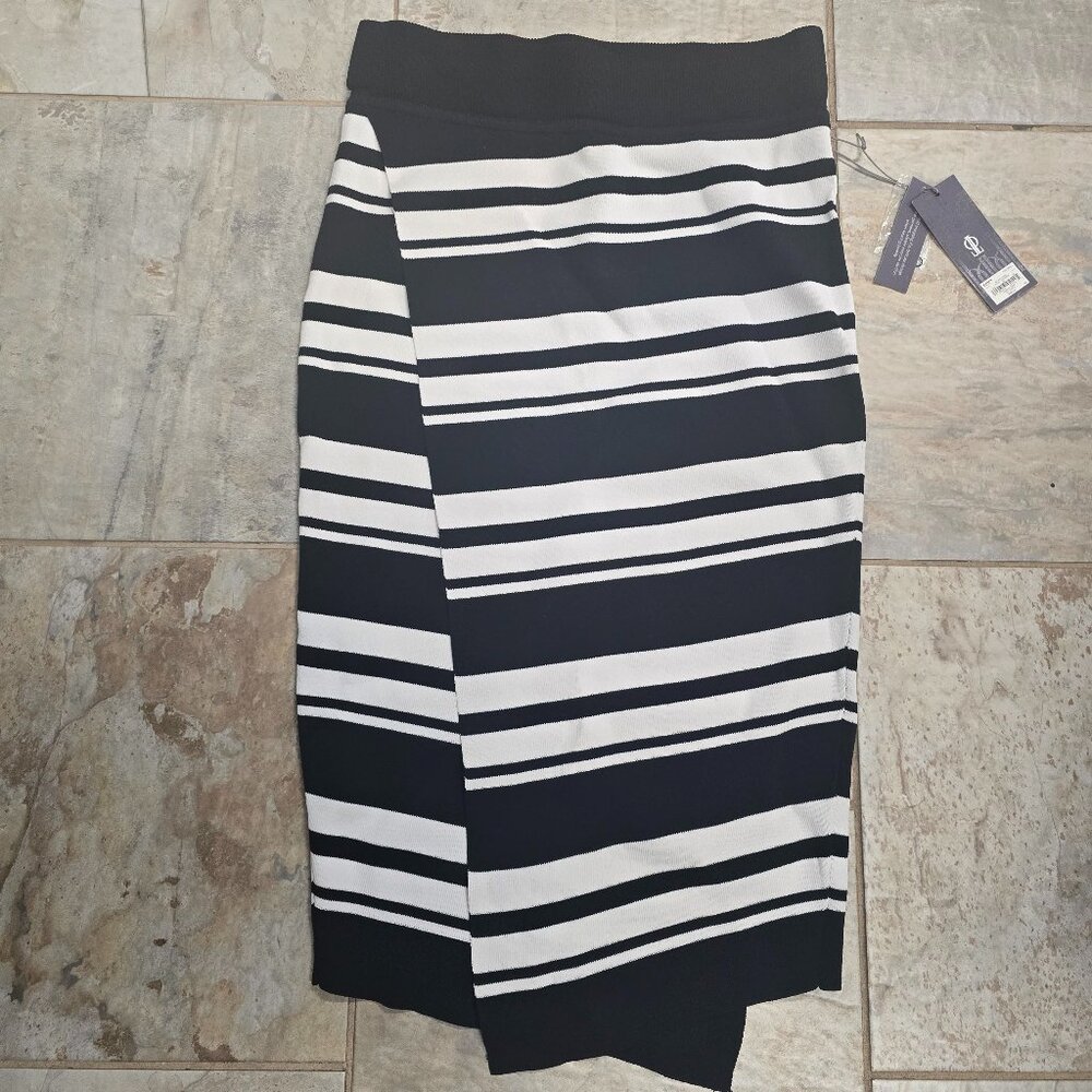 BNWT Jennifer Lopez knit pencil skirt